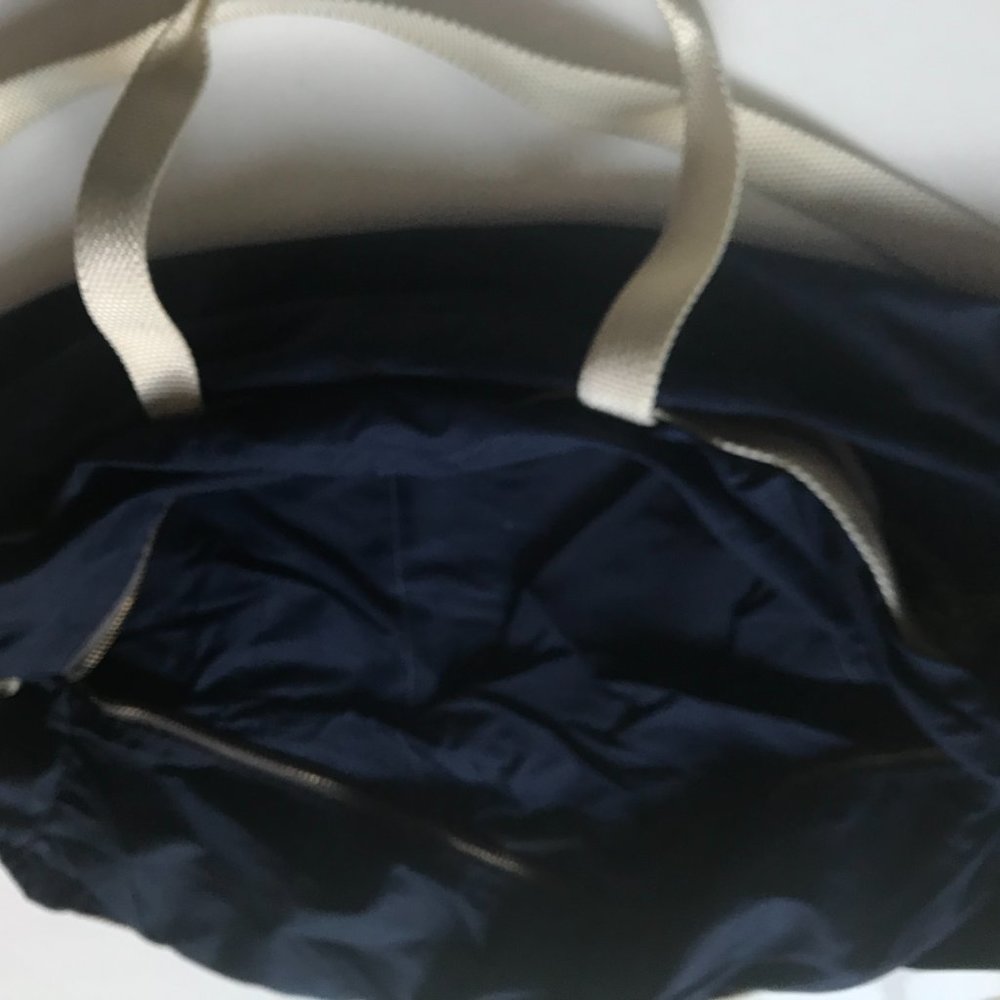 bag - Picture 3 of 3